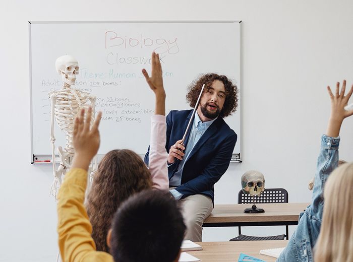 Whiteboards and notice boards for schools and universities